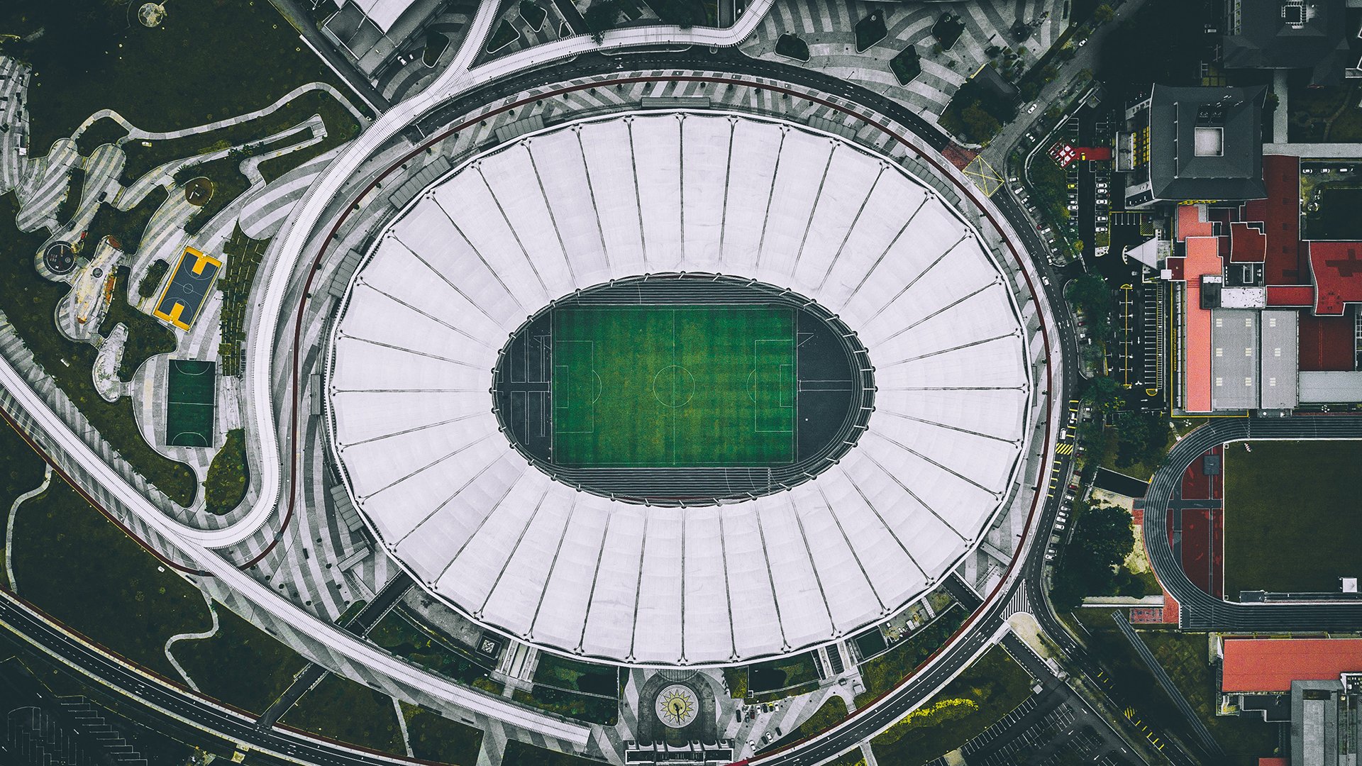 kaiyun入口-莱比锡传射建功，本泽马横空出世—球探笔记中的天才之夜，莱比锡传射建功，本泽马横空出世—球探笔记中的天才之夜